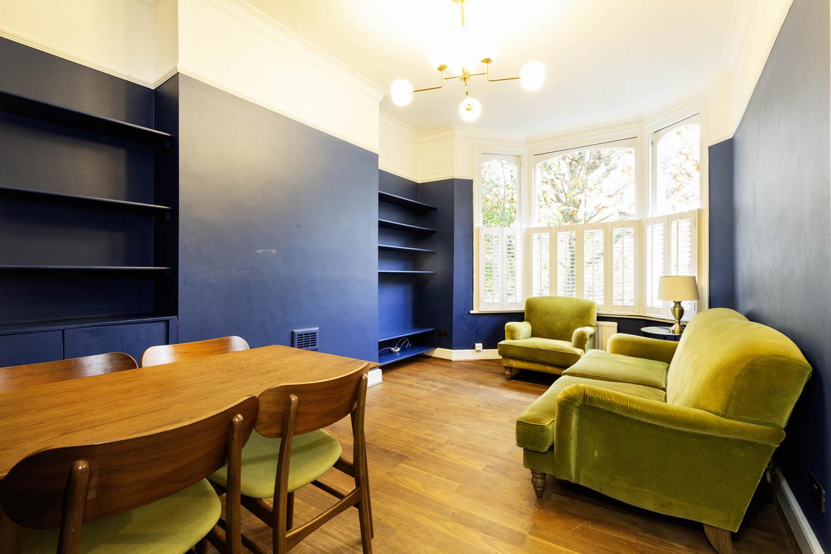 A beautiful 2 bedroom property set within a stunning period conversion  Hanley Road , Finsbury Park